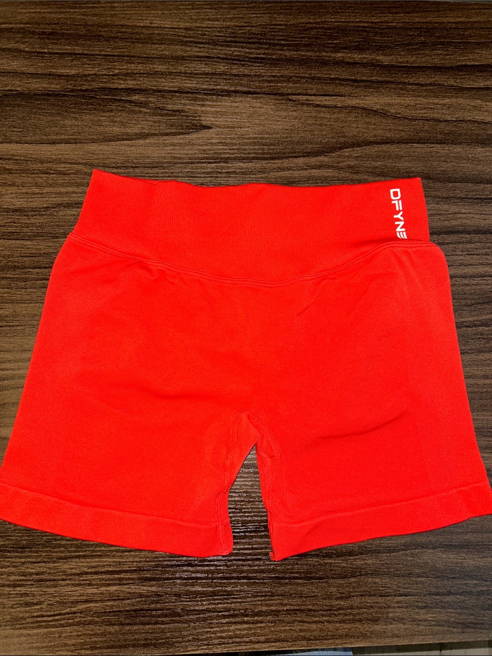 DFYNE Bright Red Sports Bra and Shorts Set - Picture 4 of 6